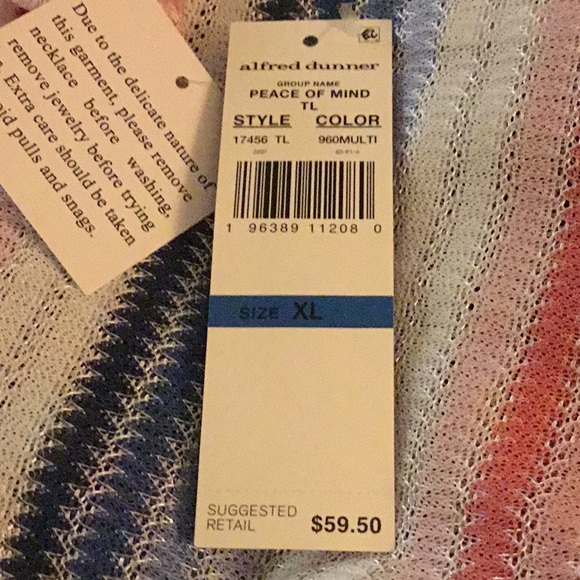 NWT Alfred Dunner 3/4 Sleeve Chevron Print Top w/attached necklace. size XL - Picture 7 of 9